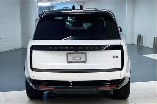 2023 Land Rover Range Rover P530 SE