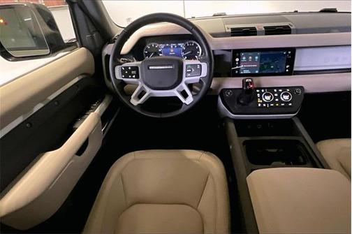 2023 Land Rover Defender 110 SE