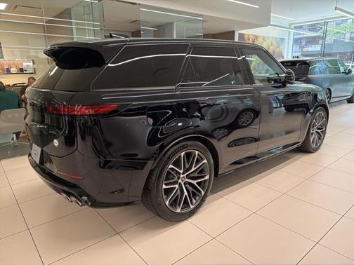 2025 Land Rover Range Rover Sport P635 SV Edition Two