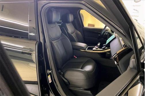 2023 Land Rover Range Rover Sport First Edition