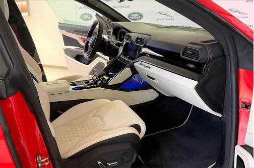 2024 Lamborghini Urus S