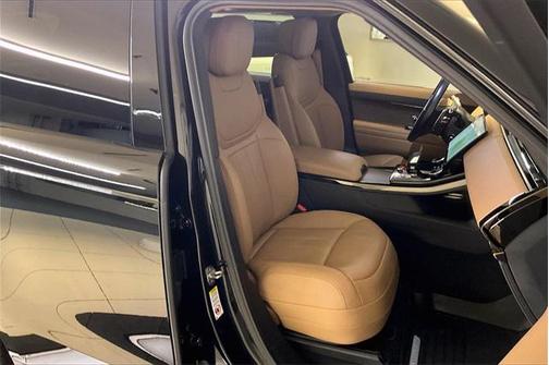 2023 Land Rover Range Rover Sport SE