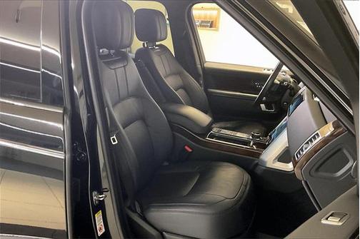 2020 Land Rover Range Rover Base