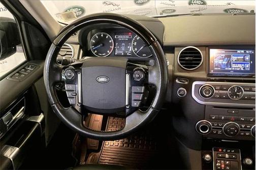 2016 Land Rover LR4 Base