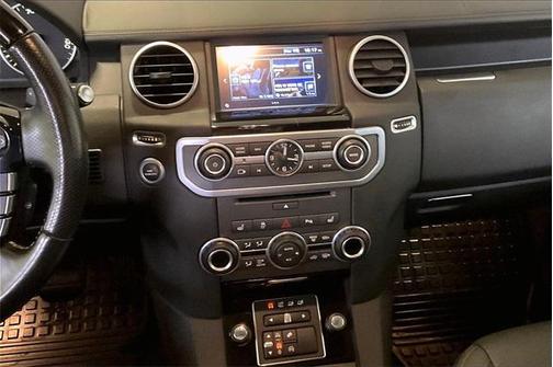 2016 Land Rover LR4 Base