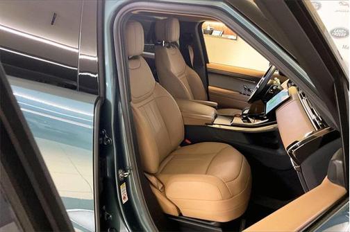 2024 Land Rover Range Rover Sport SE