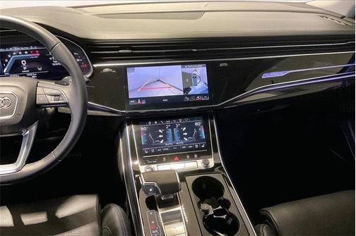 2024 Audi Q8 55 Prestige