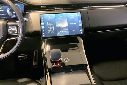 2025 Land Rover Range Rover Sport SE