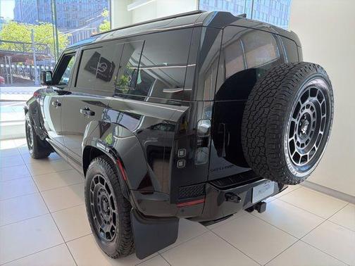 Narvik Black 2026 Land Rover Defender 110 V8