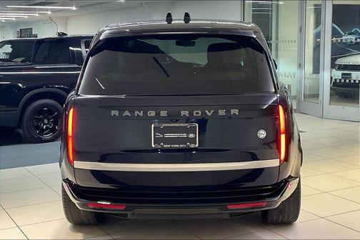 Constellation Blue SV Bespoke Ult Met Gloss 2023 Land Rover Range Rover SV