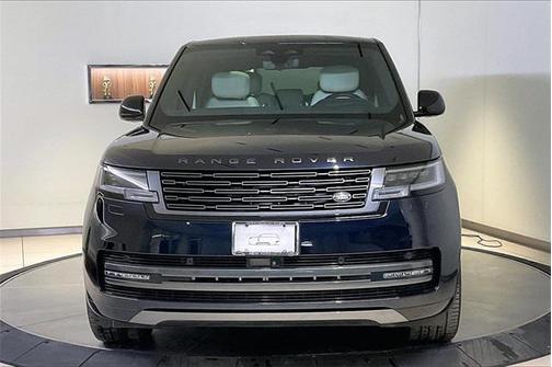 2025 Land Rover Range Rover P530 Autobiography