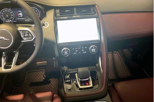 2024 Jaguar E-PACE R-Dynamic SE P250 AWD Automatic