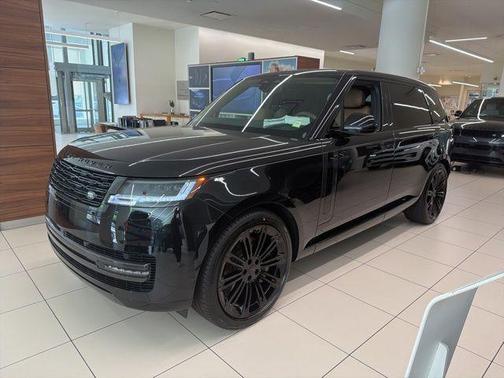 Santorini Black Metallic 2026 Land Rover Range Rover P530 Autobiography