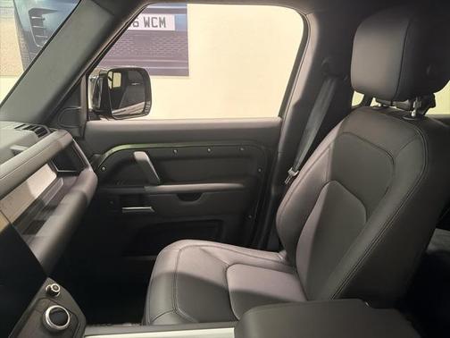 2026 Land Rover Defender P300 S