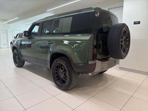 2026 Land Rover Defender P300 S