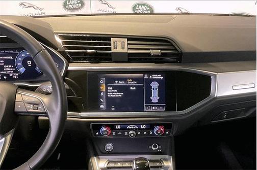 2020 Audi Q3 45 Premium