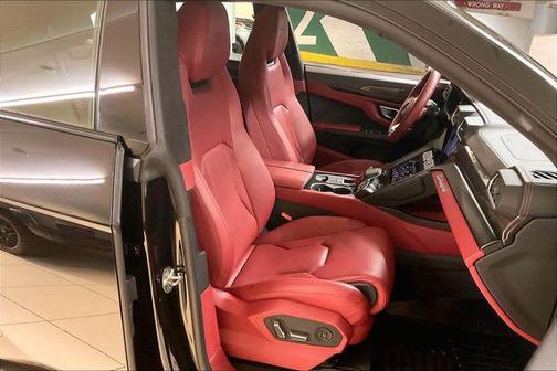 Nero Helene Metallic 2021 Lamborghini Urus Base