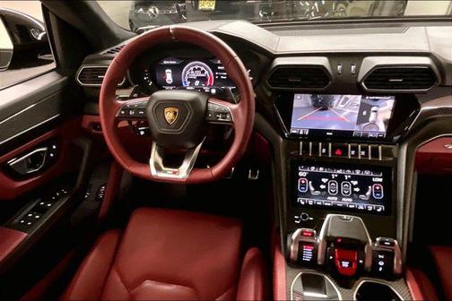 Nero Helene Metallic 2021 Lamborghini Urus Base