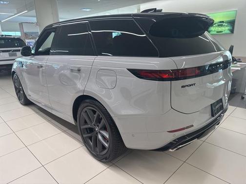 2025 Land Rover Range Rover Sport Autobiography