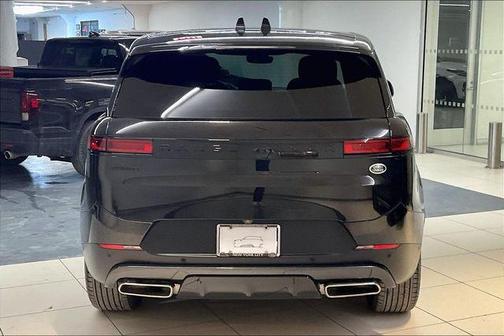 2023 Land Rover Range Rover Sport SE