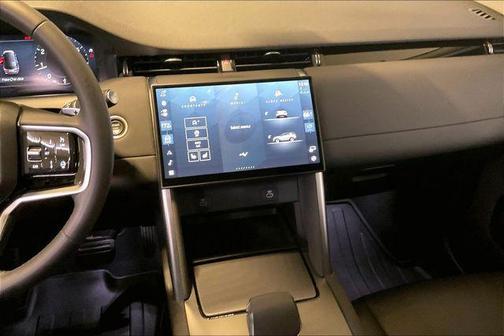 Eiger Grey Metallic 2025 Land Rover Discovery Sport S