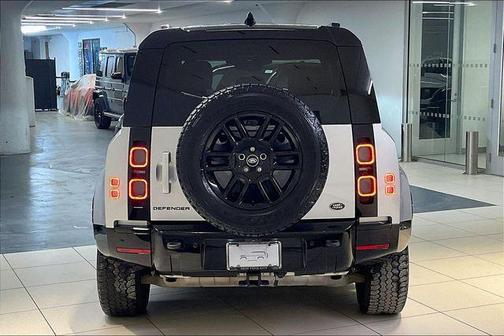 2023 Land Rover Defender 110 X