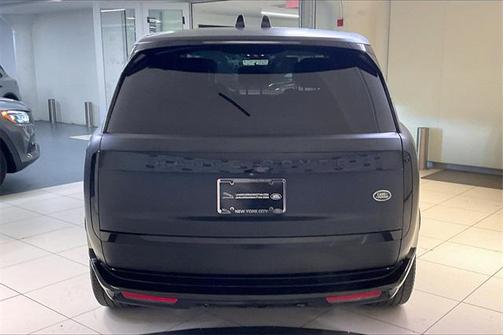 2023 Land Rover Range Rover P530 SE
