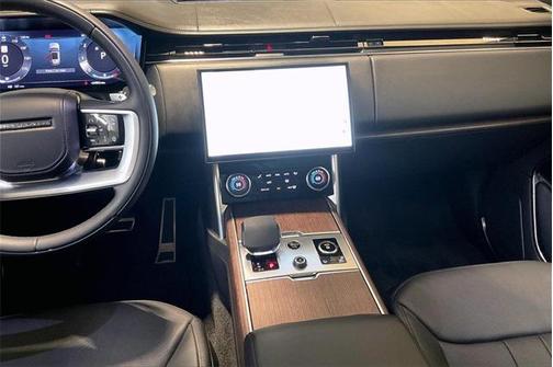 2023 Land Rover Range Rover P530 SE