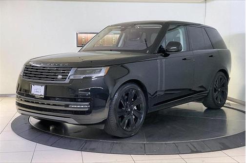 2023 Land Rover Range Rover P530 SE