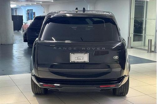 2023 Land Rover Range Rover P530 SE