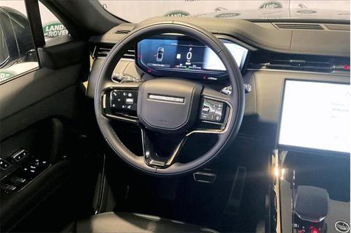 2025 Land Rover Range Rover Sport SE