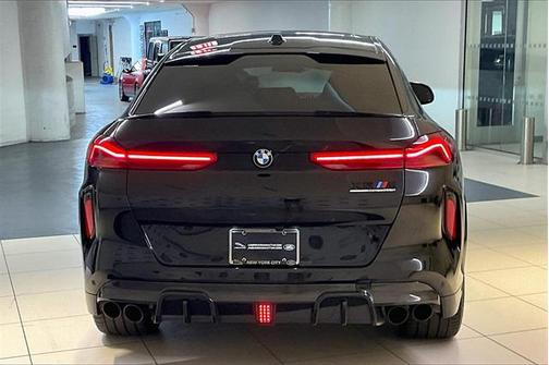 2025 BMW X6 M Base