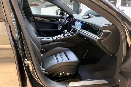 2019 Porsche Panamera 4