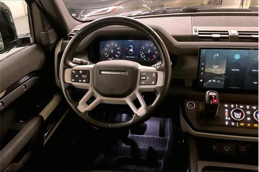 2022 Land Rover Defender 110 X-Dynamic SE