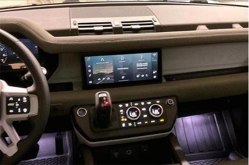 2020 Land Rover Defender 110 SE
