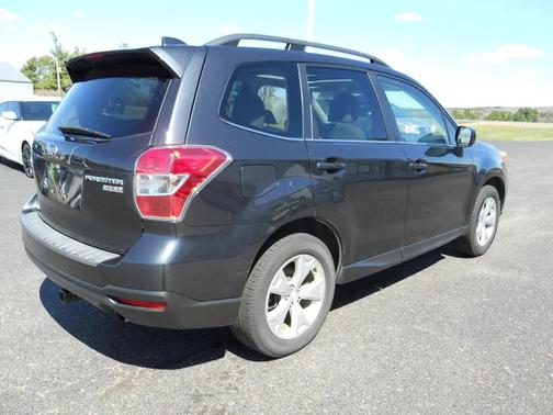 Black 2016 Subaru Forester 2.5i Touring