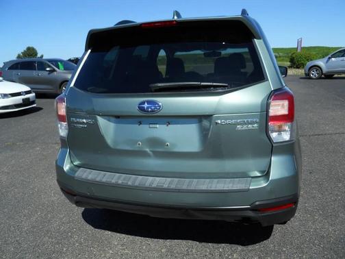 Green 2017 Subaru Forester 2.5i Premium