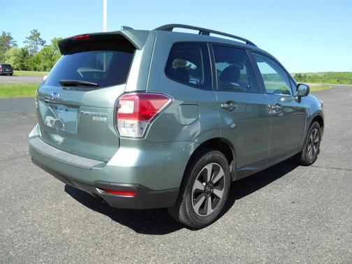 Green 2017 Subaru Forester 2.5i Premium