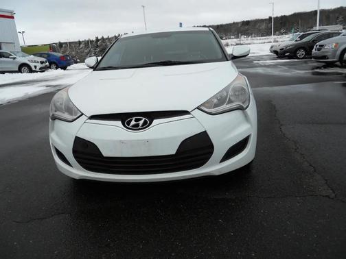 2016 Hyundai Veloster Base