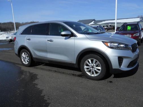 2019 Kia Sorento LX