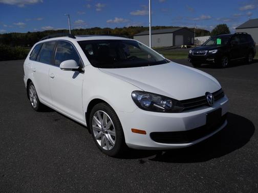 2014 Volkswagen Jetta SportWagen Auto SE w/Sunroof