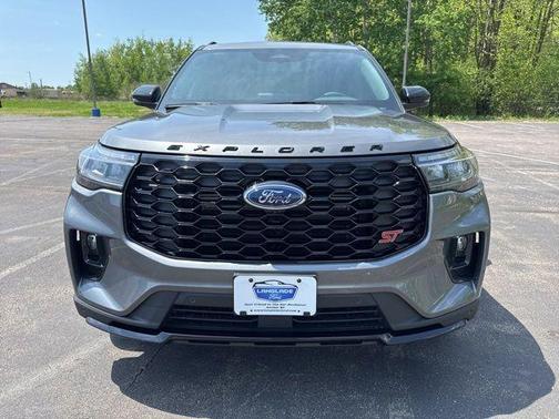 Carbonized Gray Metallic 2026 Ford Explorer ST