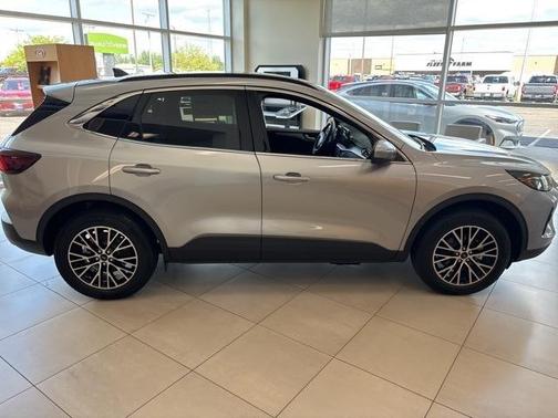 2024 Ford Escape PHEV