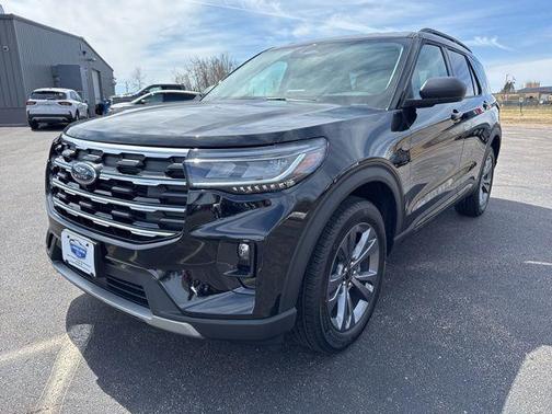 Agate Black Metallic 2026 Ford Explorer Active