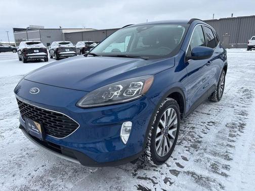 2022 Ford Escape Titanium