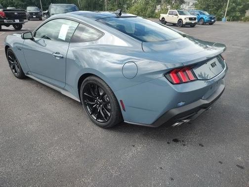 2025 Ford Mustang GT Premium