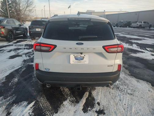 2026 Ford Escape ST-Line Select