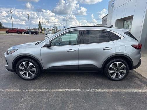 Iconic Silver Metallic 2023 Ford Escape Platinum