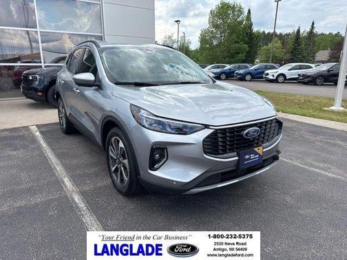 Iconic Silver Metallic 2023 Ford Escape Platinum
