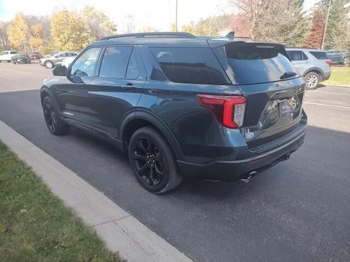 2023 Ford Explorer ST-Line